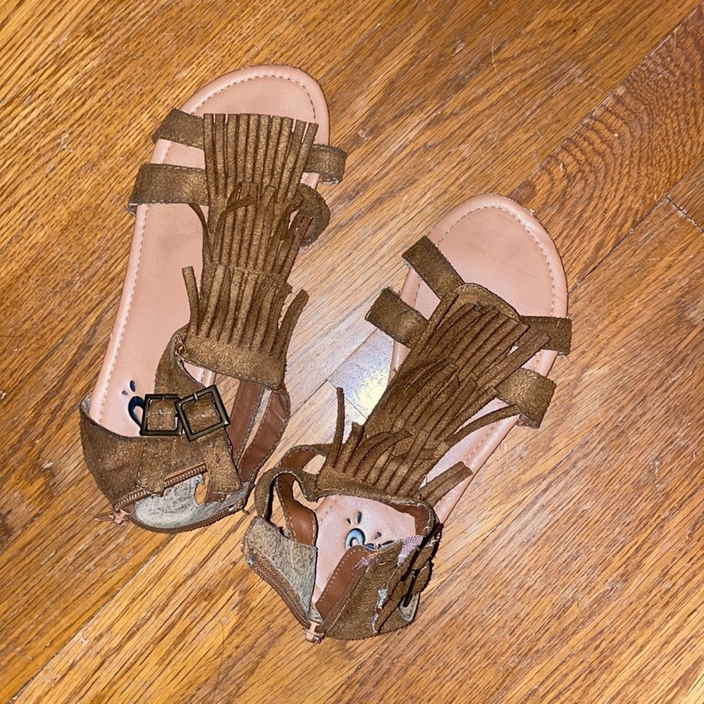 Justice moccasin sandals